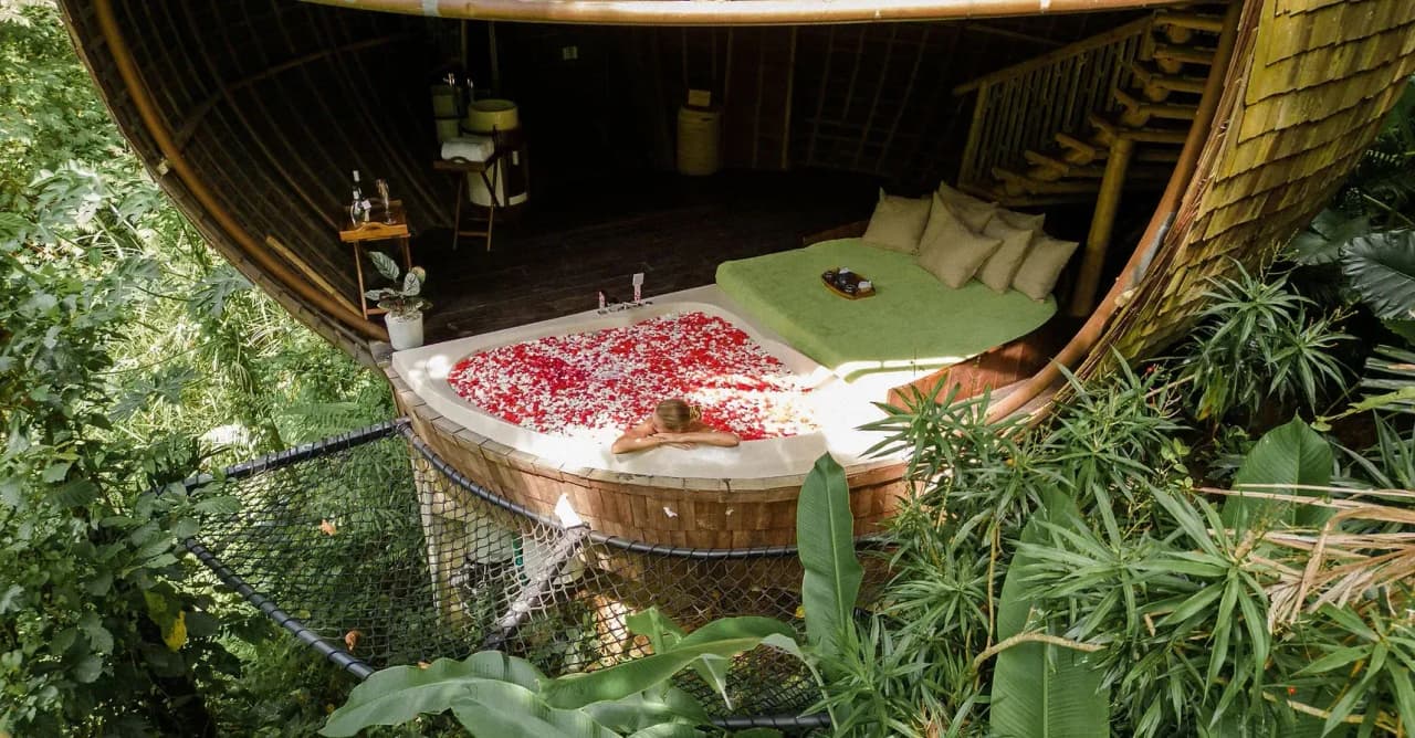 Mekar - Jungle-View Spa - K-club Ubud